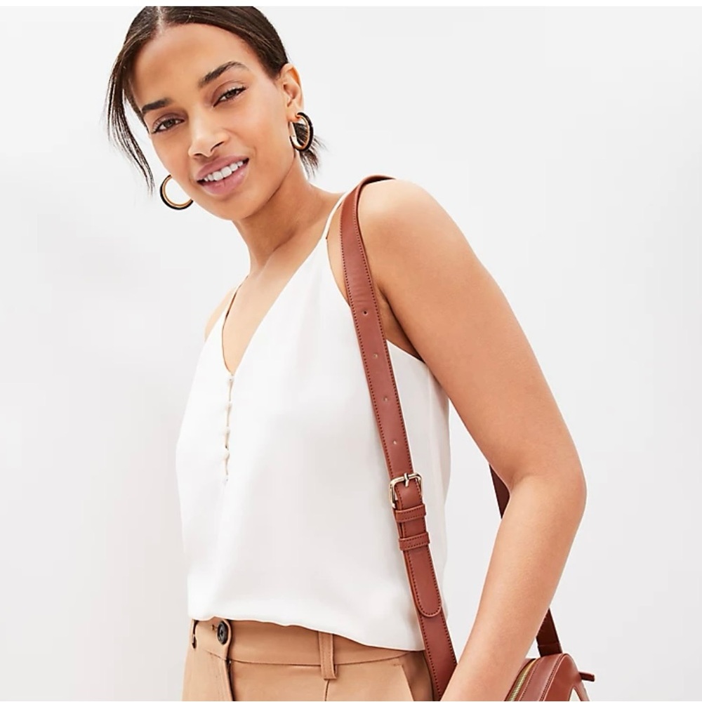 Sleeveless White Button Blouse